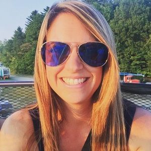 Meet your Posher, Mandy